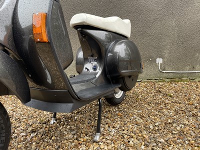 Lot 109 - 1986 Vespa (Douglas) T5 125 Mk1