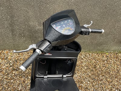 Lot 109 - 1986 Vespa (Douglas) T5 125 Mk1