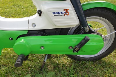 Lot 104 - 1980 Honda NF75