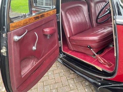 Lot 53 - 1952 Bentley MkVI Saloon