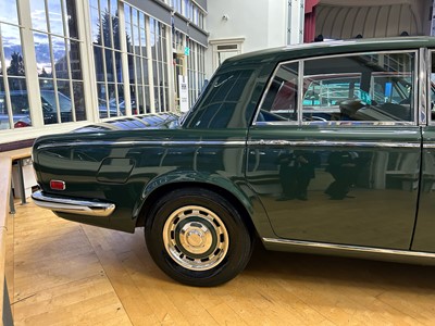 Lot 122 - 1975 Bentley T1