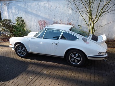Lot 145 - 1972 Porsche 911 T 2.4 Litre 'Oel Klappe'