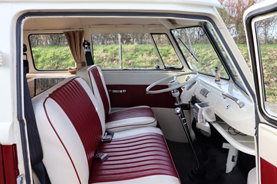 Lot 1967 Volkswagen Type 2 Kombi Luxo '15 Window' Camper