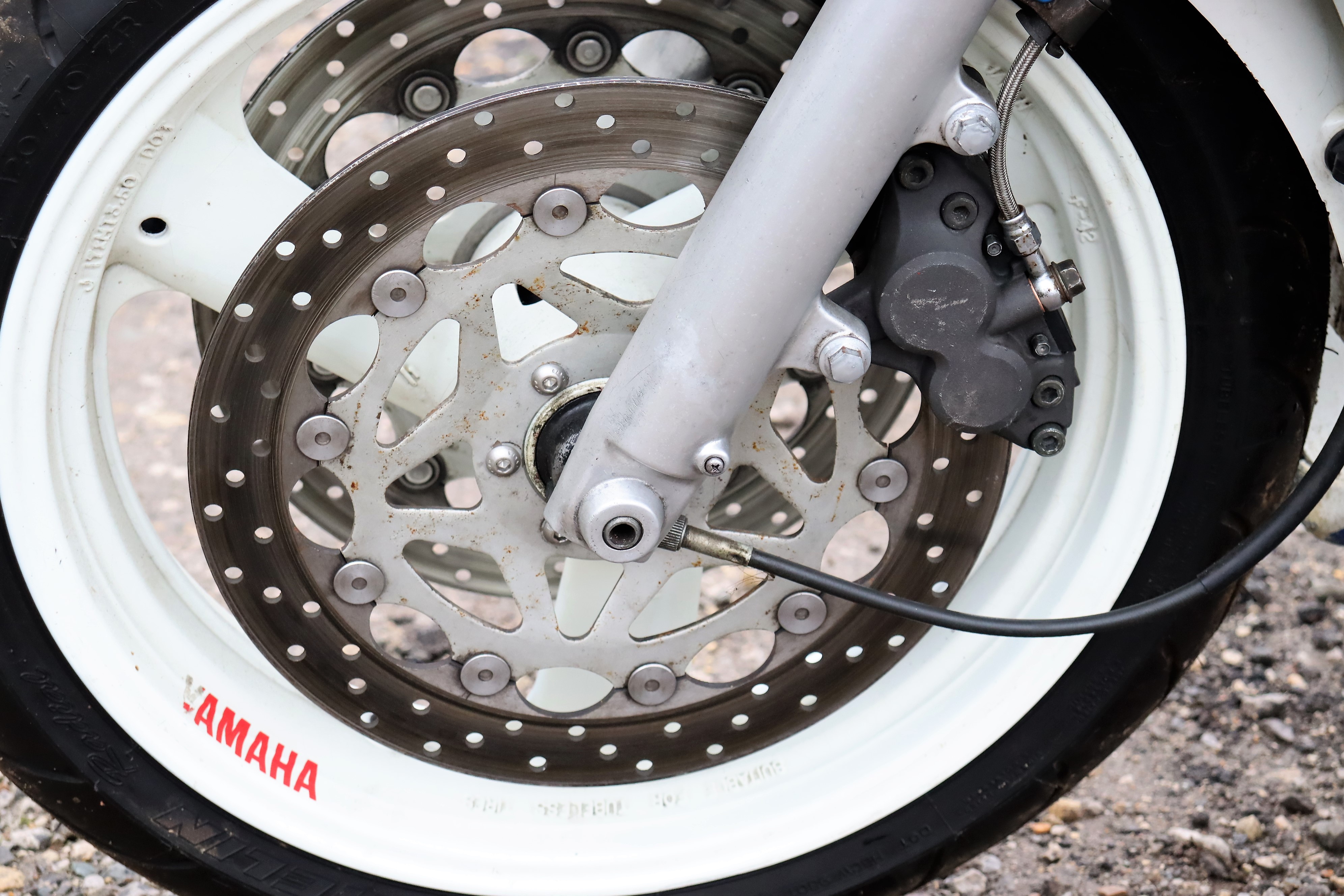 goujons de cylndres pour Yamaha FZR 1000 de 1987 a 1988
