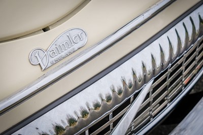 Lot 113 - 1960 Daimler SP250 Dart