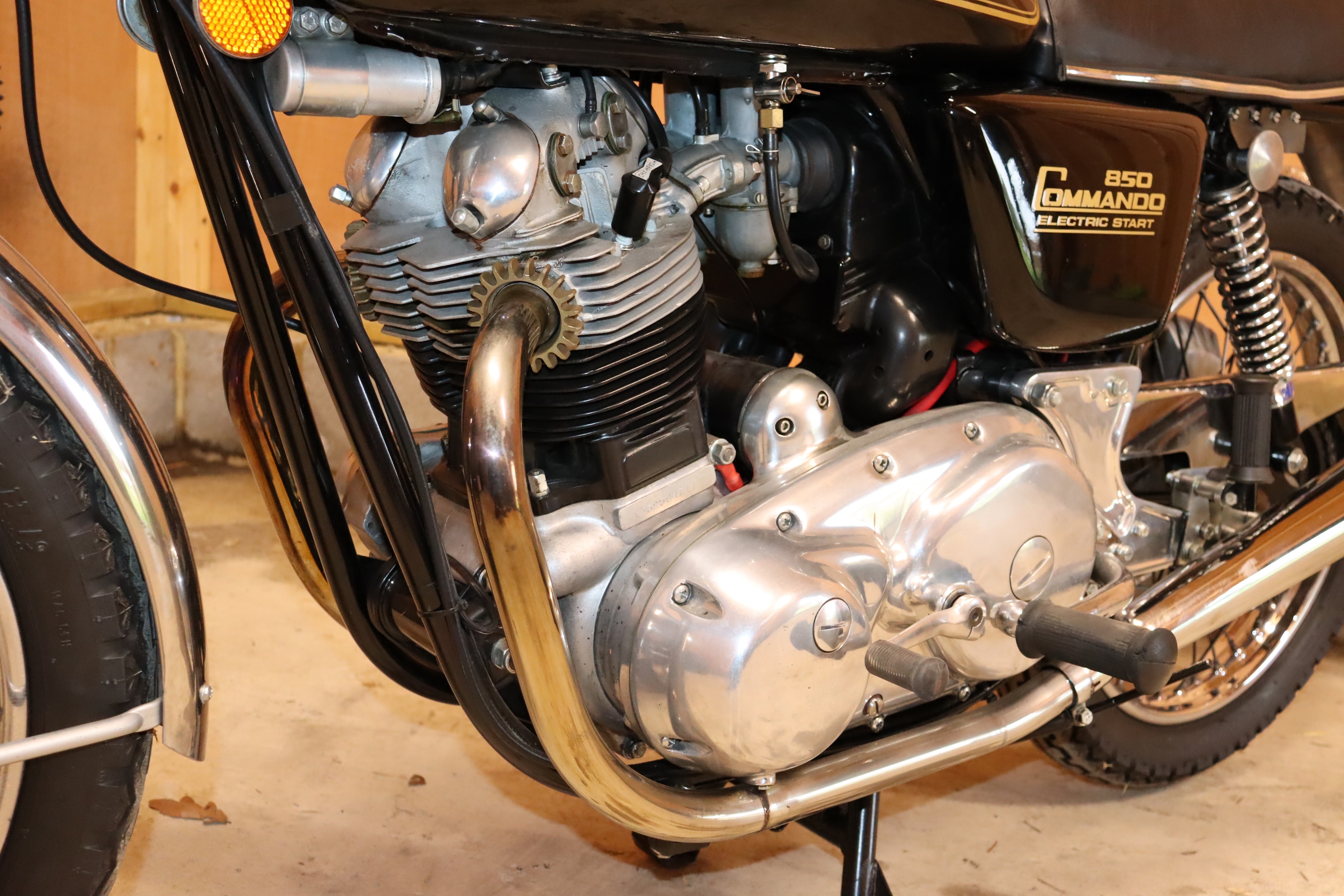 Lot 320 - 1974 Norton Commando 850