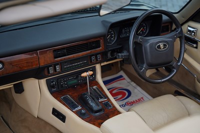 Lot 112 - 1990 Jaguar XJ-S V12 Convertible