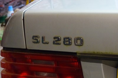 Lot 94 - 1996 Mercedes-Benz SL 280