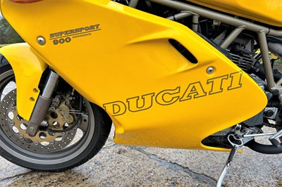 Lot 228 - 1998 Ducati 900SS