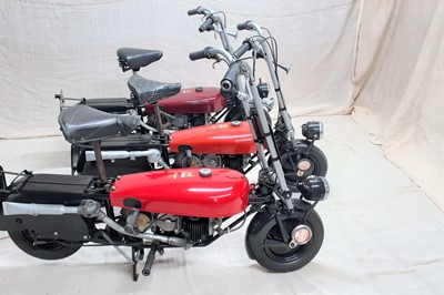Lot 222 - 3x Corgi Motorcycles