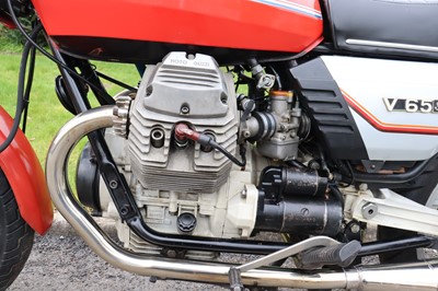 Lot 242 - 1982 Moto Guzzi V65