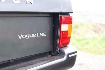 Lot 66 - 1995 Range Rover Classic Vogue LSE 4.2 Litre
