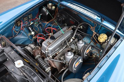 Lot 10 - 1975 MG B Roadster