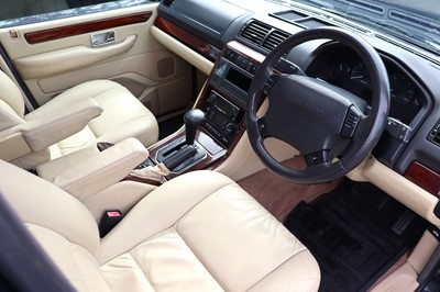 Lot 55 - 2000 Range Rover Vogue 4.6