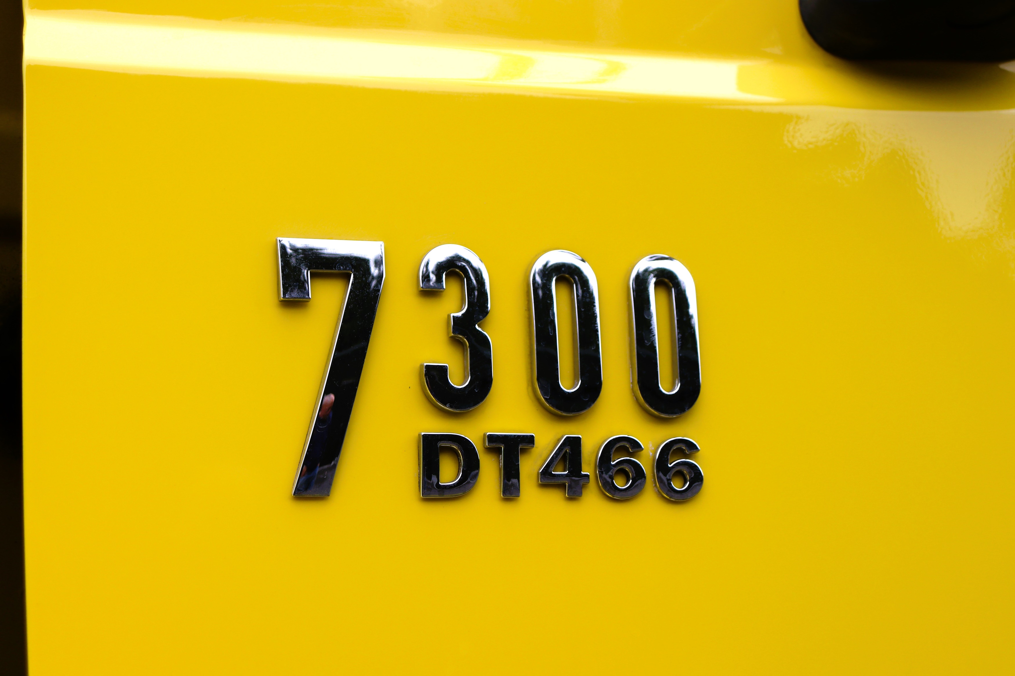 Lot 49 - 2005 International CXT Pickup