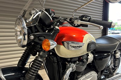 Lot 238 - 2018 Triumph Bonneville T100