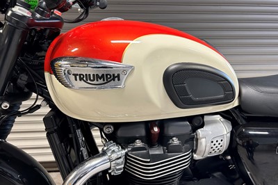 Lot 238 - 2018 Triumph Bonneville T100