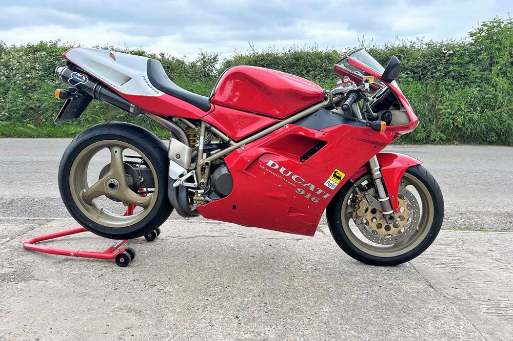 Lot 295 - 1998 Ducati 916 Biposta