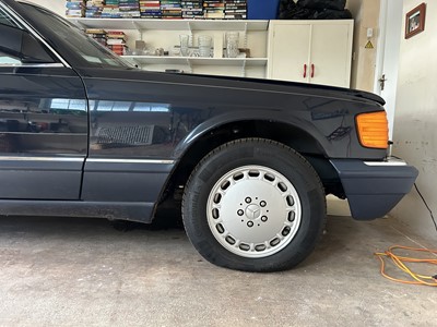 Lot 54 - 1989 Mercedes-Benz 560 SEC