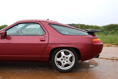 Lot 96 - 1989 Porsche 928 S4