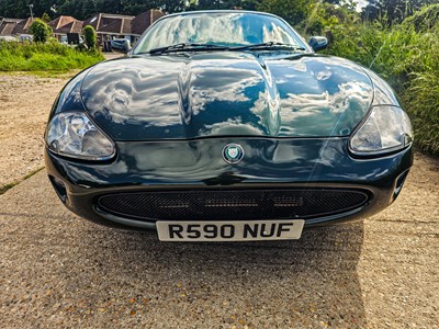 Lot 106 - 1998 Jaguar XK8 Coupe