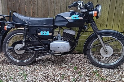 Lot 319 - 1987 CZ125