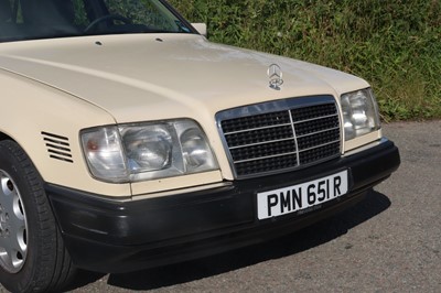 Lot 90 - 1993 Mercedes-Benz E250D Estate