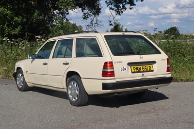 Lot 90 - 1993 Mercedes-Benz E250D Estate