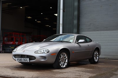 Lot 114 - 2000 Jaguar XKR Coupe