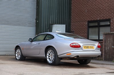 Lot 114 - 2000 Jaguar XKR Coupe