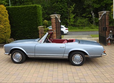 Lot 19 - 1967 Mercedes-Benz 230SL