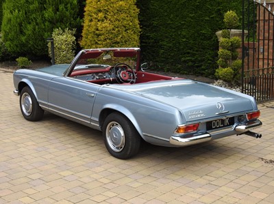 Lot 19 - 1967 Mercedes-Benz 230SL