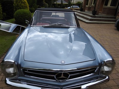 Lot 19 - 1967 Mercedes-Benz 230SL