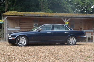 Lot 58 - 2006 Daimler Super Eight