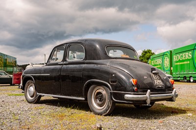 Lot 88 - 1956 Singer Hunter Saloon