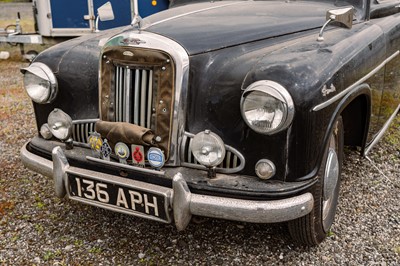 Lot 88 - 1956 Singer Hunter Saloon