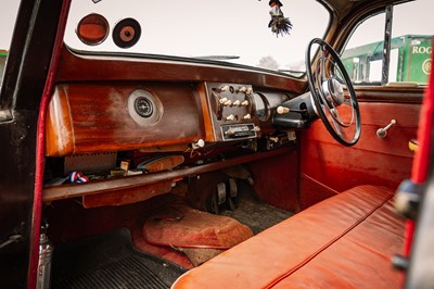 Lot 88 - 1956 Singer Hunter Saloon