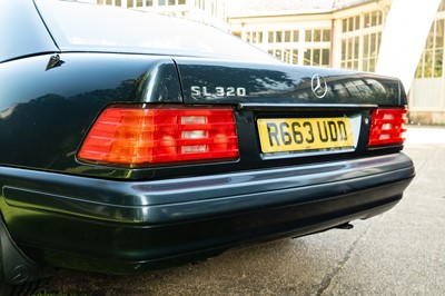 Lot 102 - 1997 Mercedes-Benz SL 320