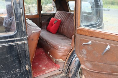 Lot 112 - 1938 Armstrong Siddeley 16hp Coach Saloon