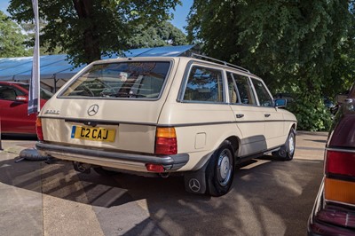 Lot 76 - 1985 Mercedes-Benz 200 T Estate