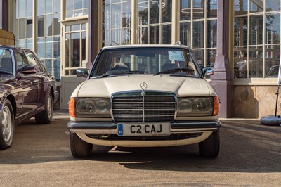 Lot 76 - 1985 Mercedes-Benz 200 T Estate