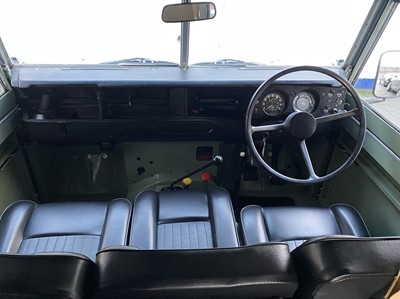 Lot 67 - 1984 Land Rover Series III 88