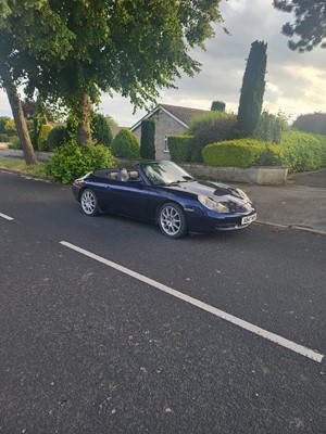 Lot 75 - 2000 Porsche 911 Carrera 4 Cabriolet