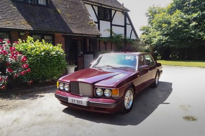 Lot 140 - 1997 Bentley Turbo R LWB