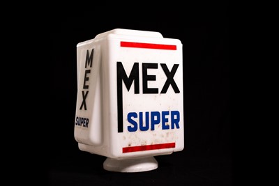 Lot 11 - Mex Super Glass Petrol Pump Globe