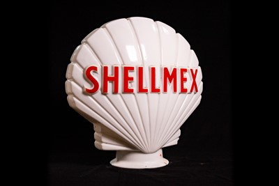 Lot 15 - Shellmex Glass Petrol Pump Globe