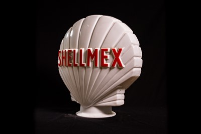 Lot 15 - Shellmex Glass Petrol Pump Globe