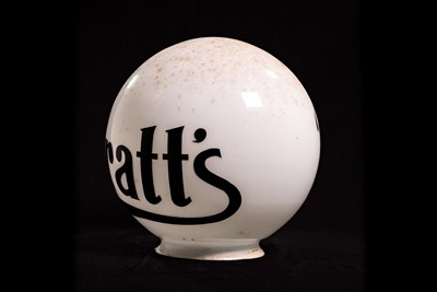 Lot 20 - Pratt’s Glass Petrol Pump Globe