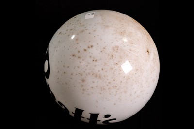 Lot 20 - Pratt’s Glass Petrol Pump Globe