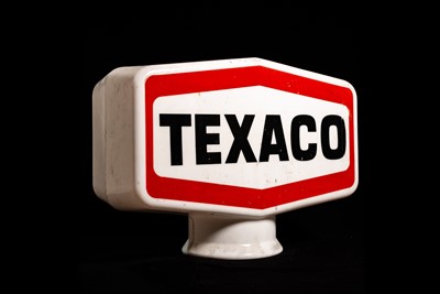 Lot 32 - Texaco Plastic Petrol Pump Globe